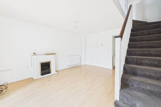 131 Stratford Road, Milton Keynes photo 5