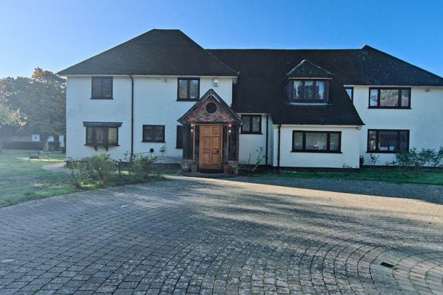 7 Bedroom Detached