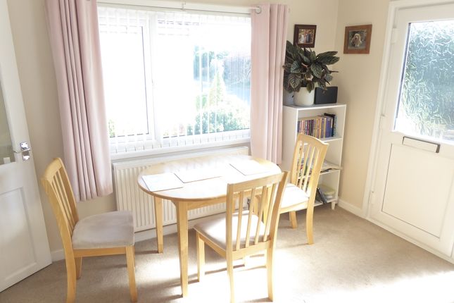 3, Broughton Park, Shoreditch, Taunton, Somerset photo 5