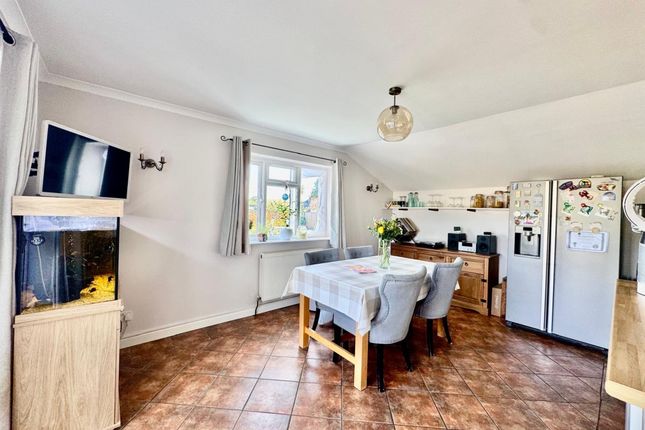 15 Glyn Place, East Melbury, SHAFTESBURY photo 4