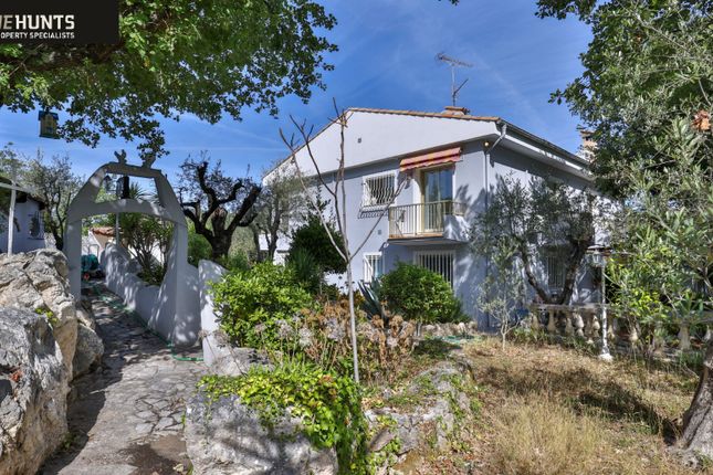 Villa for sale in Tourrette Levens, Nice Area, French Riviera