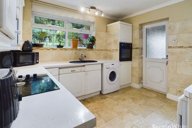 20, Terryfield Road, High Wycombe photo 3