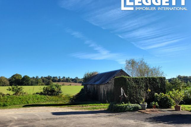 Villa for sale in Levaré, Mayenne, Pays De La Loire