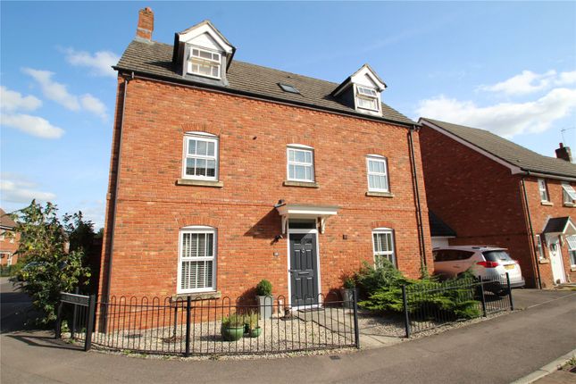 Thumbnail Detached house for sale in Strawberry Fields, Mortimer, Reading, Berkshire