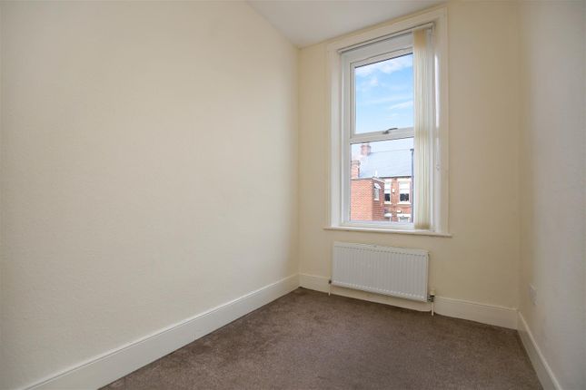 Flat to rent in Burn Terrace, Wallsend