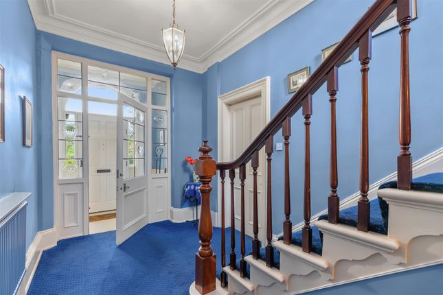Brookleigh, Burley Road, Menston photo 4
