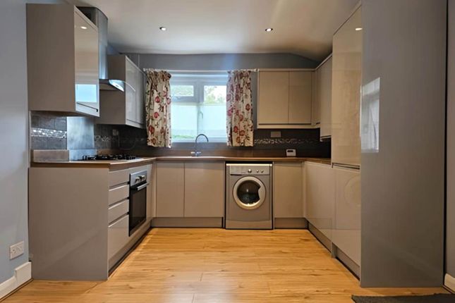 Flat for sale in Sheringham Ave, Manor Park