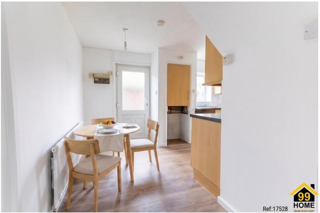 19, Dowty Road, Cheltenham photo 4