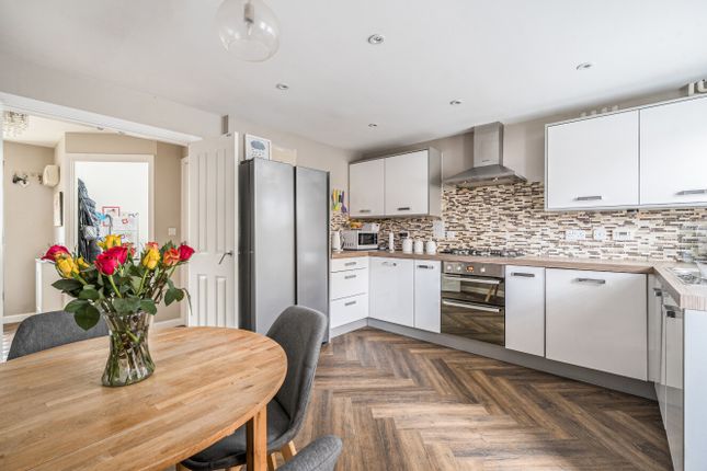 61, Grazeley Road, Reading photo 3