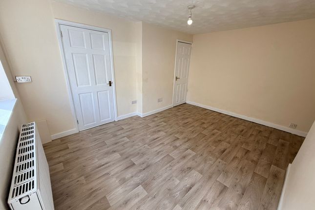 70 Moor Street, Gloucester photo 3