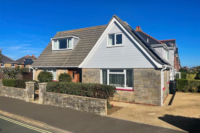 3-bed house on Lamorbey Road, Sandown, £379,950