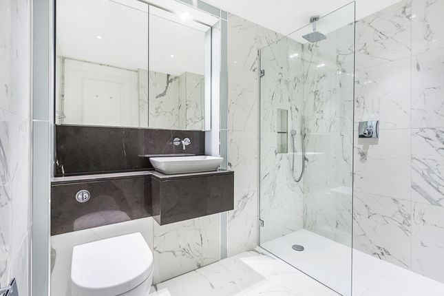 Flat for sale in Higham House West, Carnwath Road, Fulham