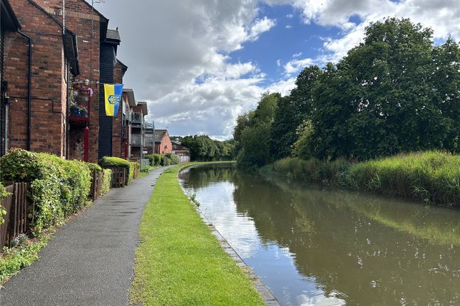 Flat 6, Amber Reach,, Spring Lane, Worcestershire photo 3
