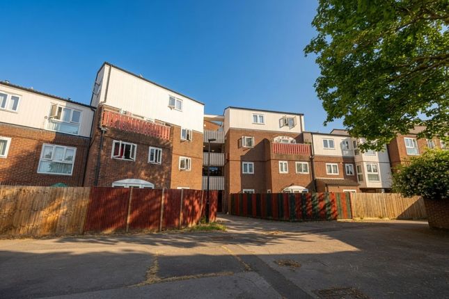 2-bed flat on 36, Cottington Road, Feltham, £130,000