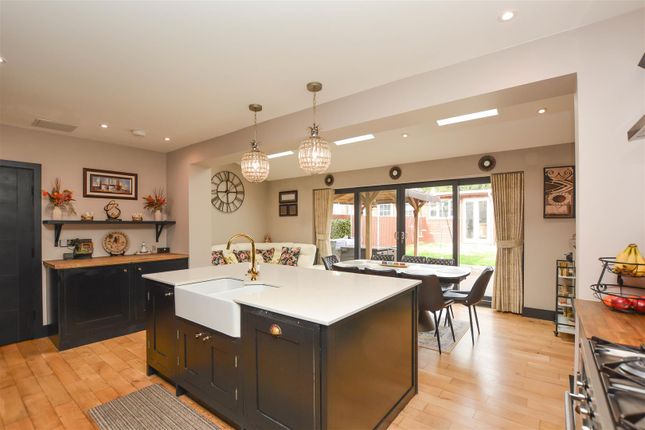 131, Danes Way, Brentwood photo 4