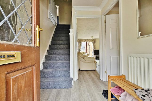 4, Oxborrow Close, Kirby Cross photo 3