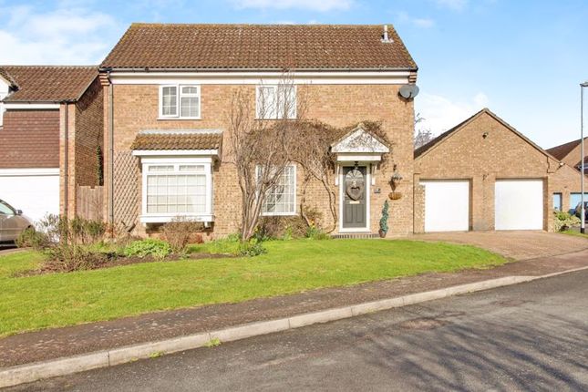 Thumbnail Detached house for sale in Windsor Close, St. Ives, Huntingdon