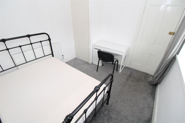 Shared accommodation to rent in John Street, Treforest, Pontypridd