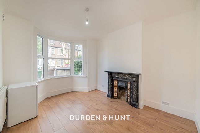83 Hatherley Road, London photo 2