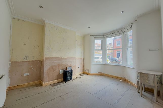 6 Russell Road, Wallasey photo 3