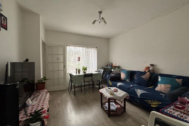 4, Belgrave Boulevard, Leicester photo 3