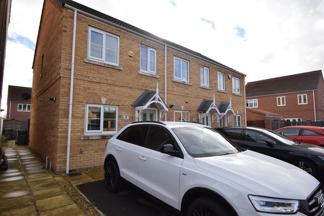 2 bed property for rent in Springfield Drive, Lofthouse, Wakefield WF3