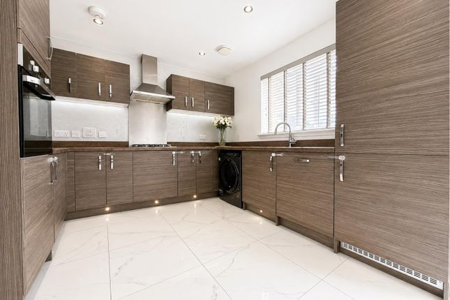 6, Rosehall Crescent, Glasgow photo 4