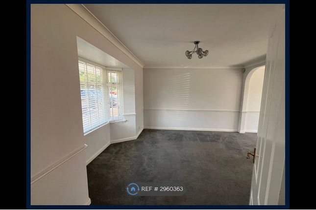 Pegsdon Close, Luton photo 3