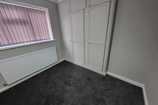 11, Bank View, Dewsbury photo 4
