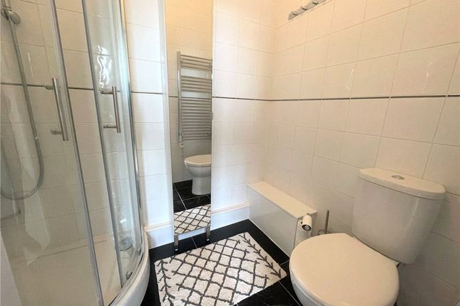 Flat 1, 21, High Street, Wiltshire photo 4