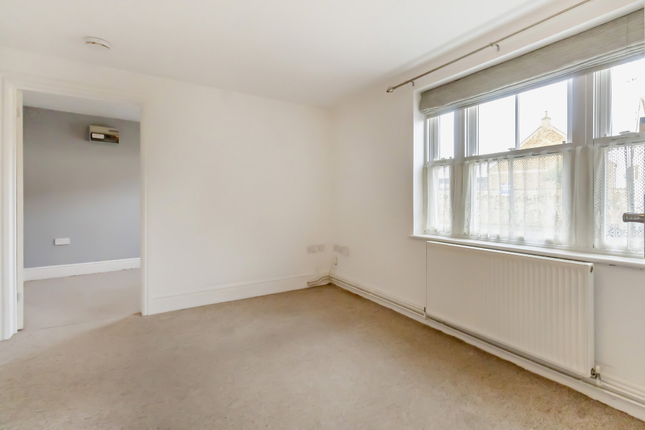 1, Paradise Road, Downham Market photo 3