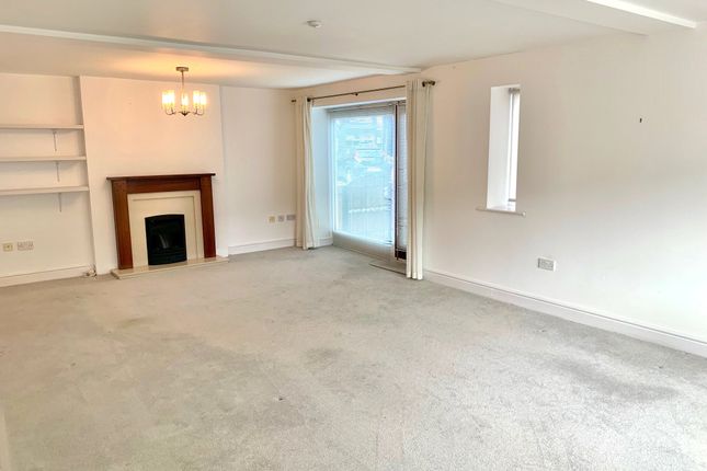 4, Lydiate Farm, Heswall photo 2