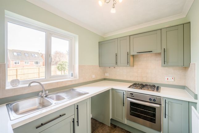 4, Park Court, Undy, Caldicot photo 2