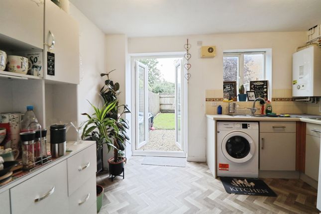 42, Aston Place, Cardiff photo 4