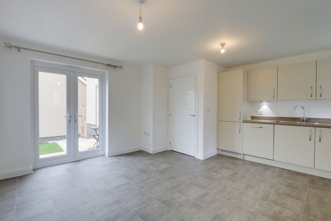 5, Capra Close, Newton Abbot photo 3