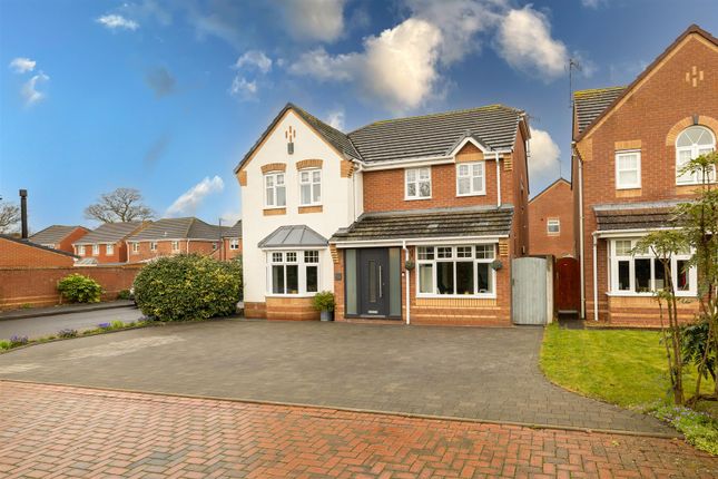 Thumbnail Detached house for sale in Capulet Drive, Heathcote, Warwick