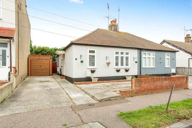 Bungalow for sale in Eastcote Grove, Southend-On-Sea, Essex