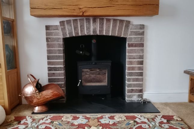 4, Llangadog Road, Mynyddygarreg, Kidwelly, SA17 photo 3
