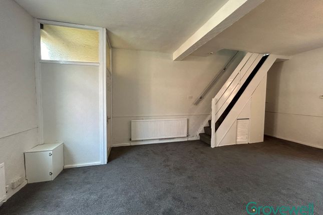 74 Station Road, Manchester photo 2