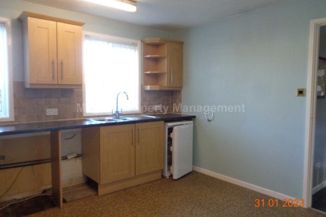 25, Regent Close, St Neots photo 4