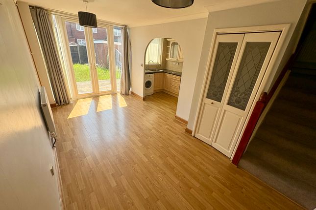 34, Austin Croft, BIRMINGHAM photo 2