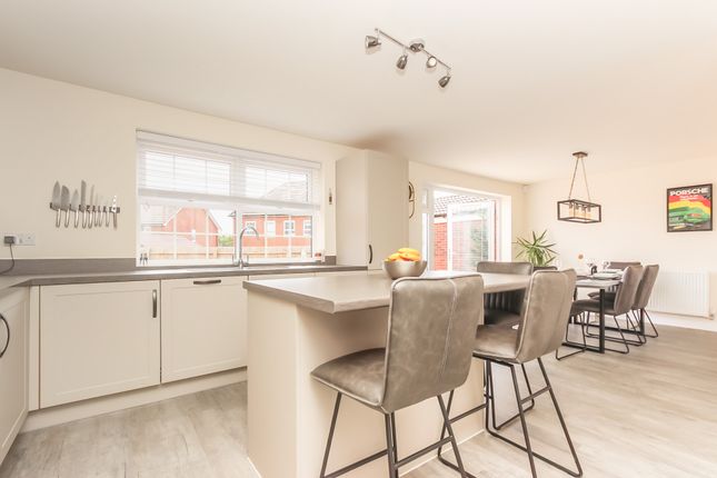 15, Hamlet Street, Wellingborough photo 4