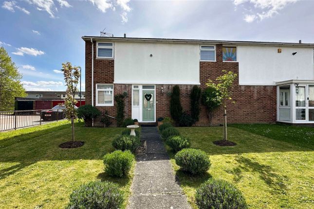 End terrace house for sale in Dykewood Close, Bexley