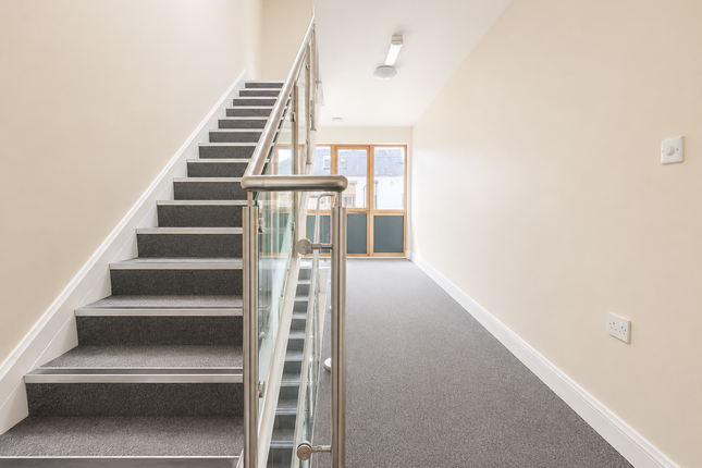 Flat 14, Compass House,, West Street, Bristol photo 2