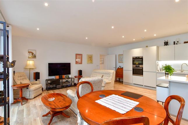 Flat for sale in Brighton Road, Worthing, West Sussex