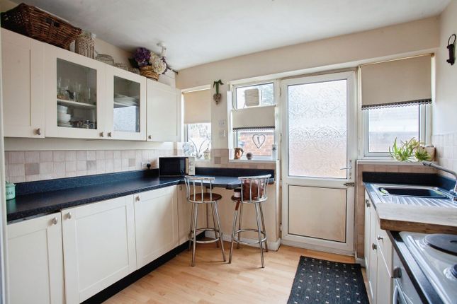 10, Willow Garth, Goole photo 4