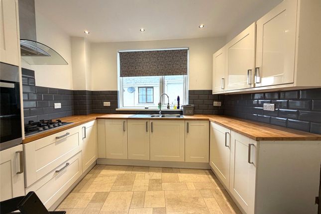6, Wallis Street, Pembrokeshire photo 3