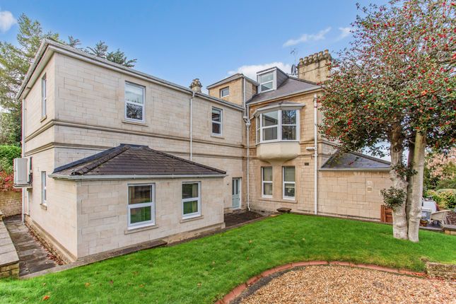 Thumbnail Flat for sale in Chaucer Road, Bath