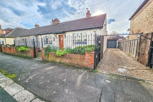 Bungalow for sale in Craigdale Road, Hornchurch