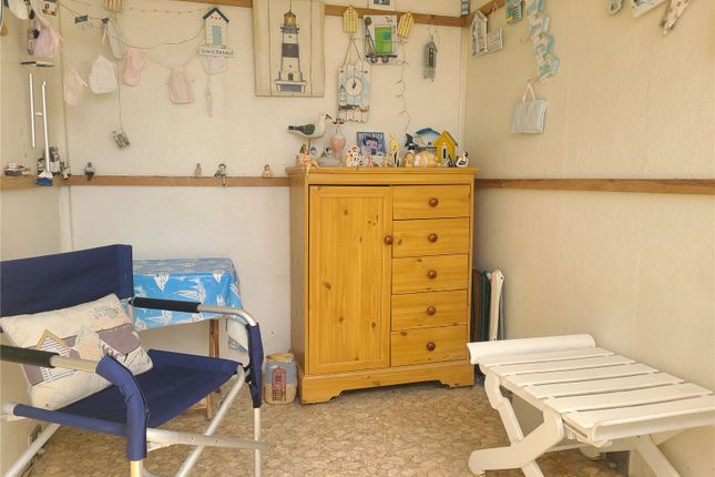 Beach Hut 51,, Esplanade, East Sussex photo 3
